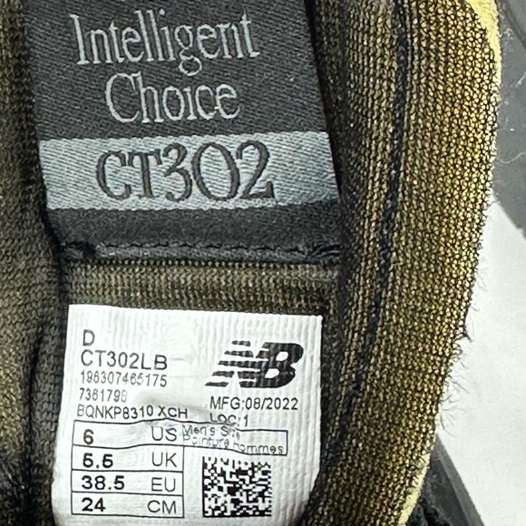 Women’s New Balance CT302 Retro Sneakers Shoes (Black) Men 6= Women Size US 7.5 - Picture 9 of 9